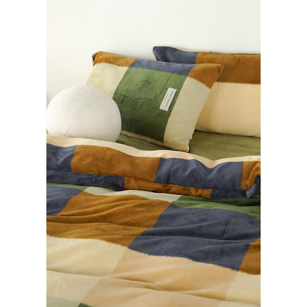 Scandinavian Retro Checkered Bed Cover Set