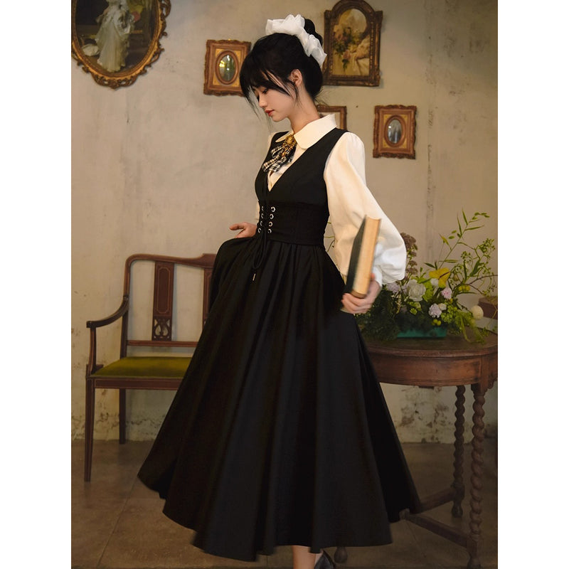 黒のお嬢様のコルセットジャンパースカート