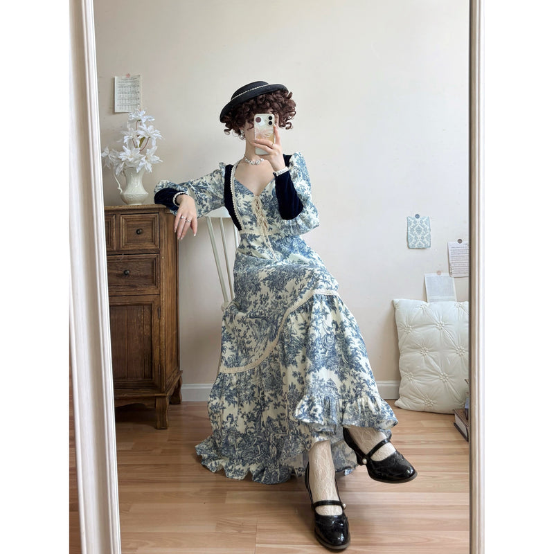 西洋の庭園画のレトロワンピース[2025年11月中旬-12月中旬発送予定]