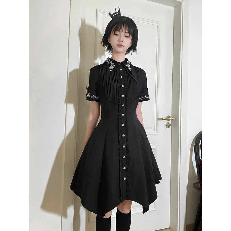 中世貴族の薔薇刺繍ワンピース - Black[2025年9月中旬-10月上旬発送予定]