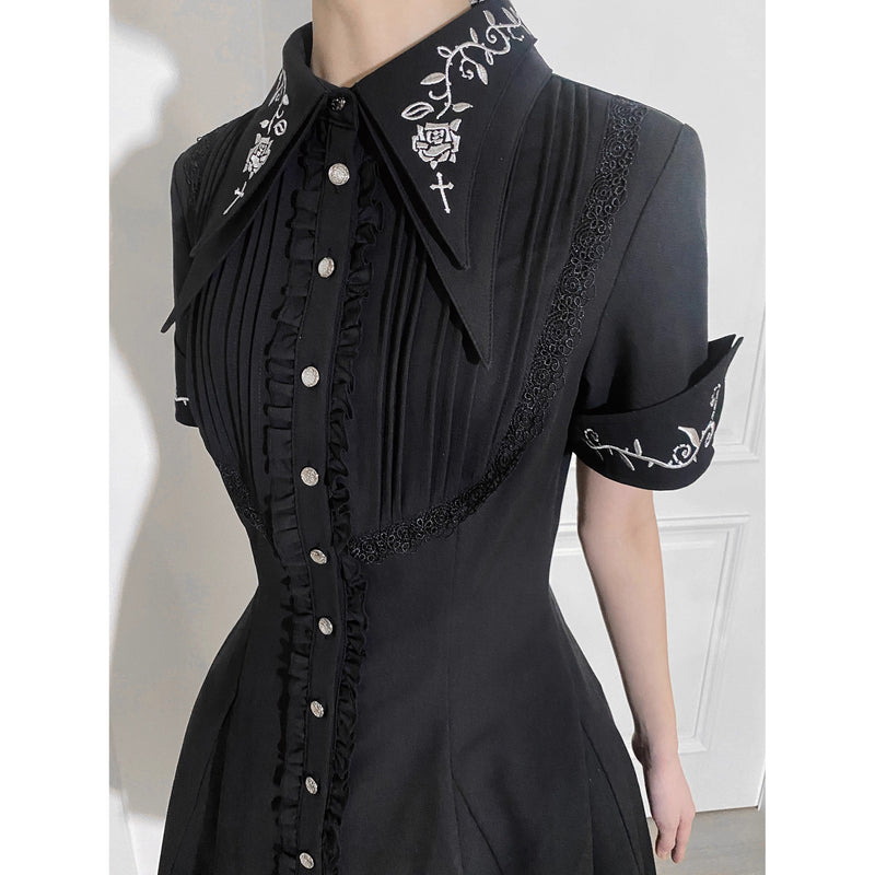 中世貴族の薔薇刺繍ワンピース - Black[2025年9月中旬-10月上旬発送予定]
