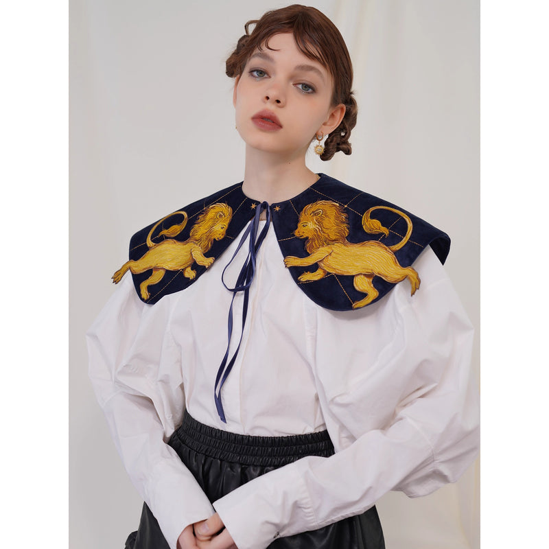 獅子の刺繍付け襟