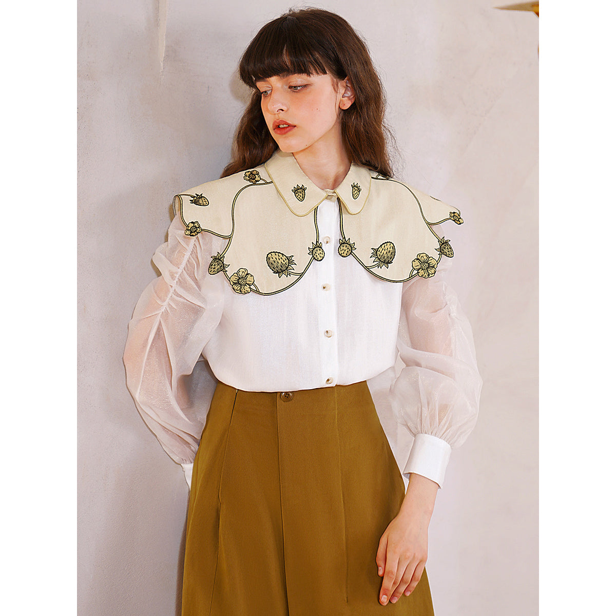 植物図鑑の刺繍襟ブラウス – ManusMachina