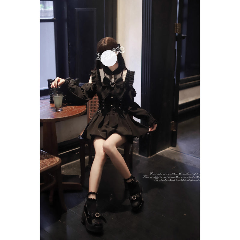 暗夜のお嬢様のコルセットワンピース