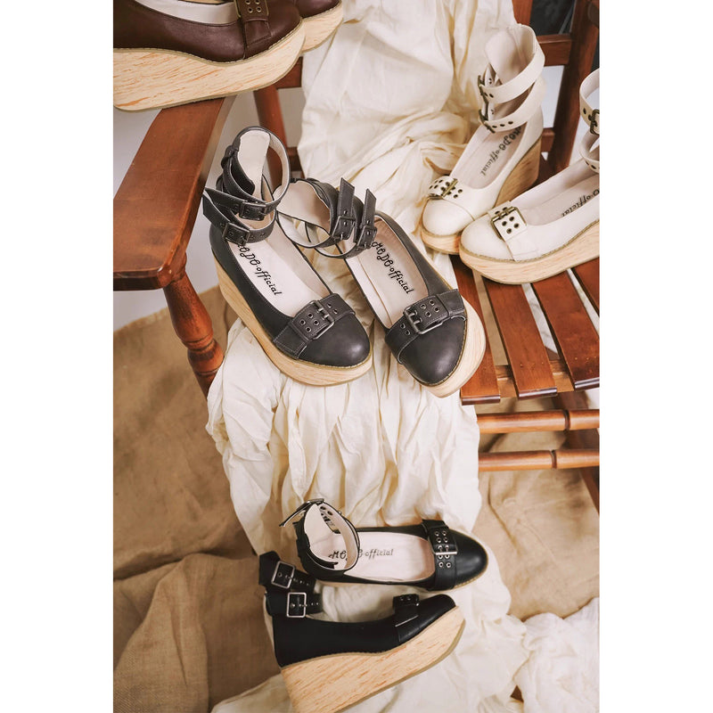 ドールなお嬢様のロッキンホースシューズ