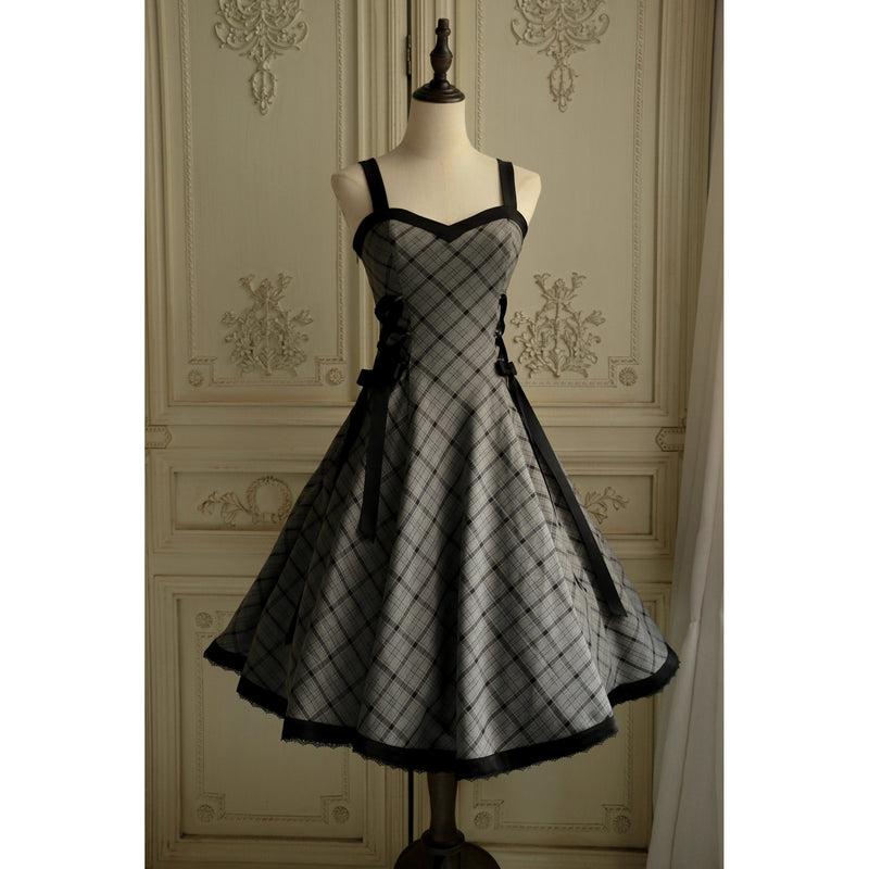 薄墨の格子柄ジャンパースカート[2026年3月下旬-4月下旬発送予定]