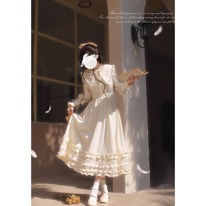 奏鳴曲を奏でる刺繍クラシカルワンピース