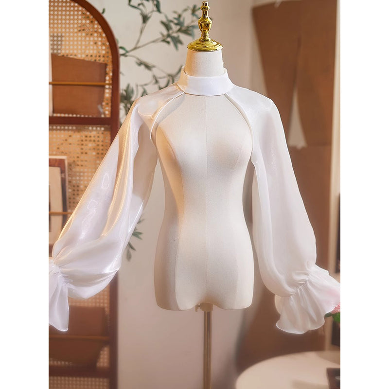 王侯貴族のボレロトップス - White