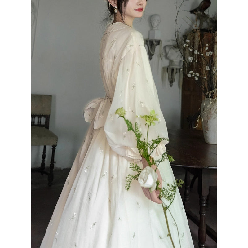 朝霧の花の刺繍ヴィクトリアンワンピース