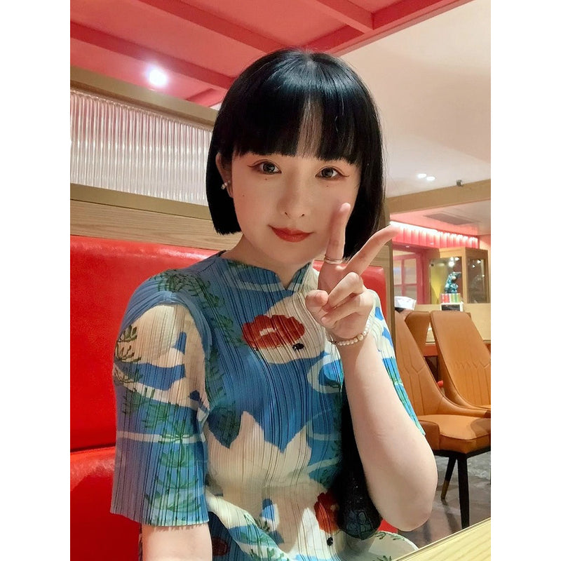 金魚椿と水草のワンピース