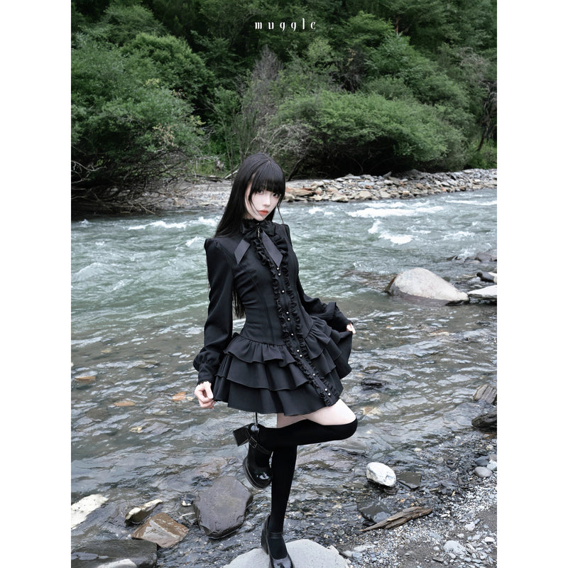 暗黒のお嬢様のゴシックワンピース