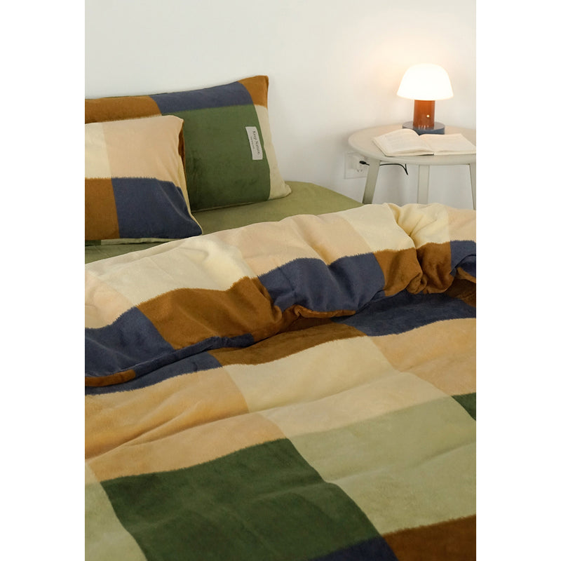 Scandinavian Retro Checkered Bed Cover Set