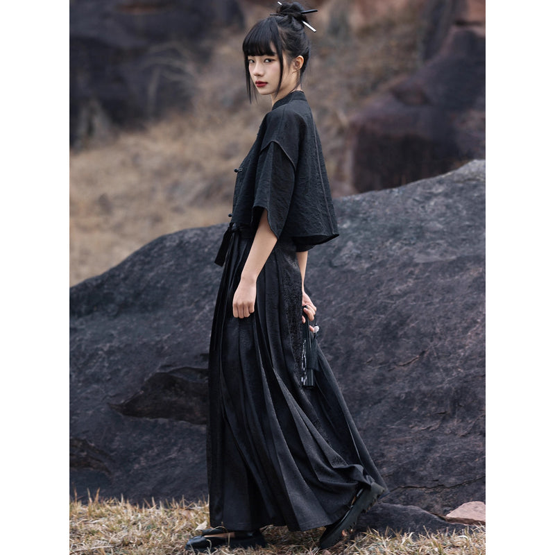 漆黒令嬢のジャガードプリーツスカート