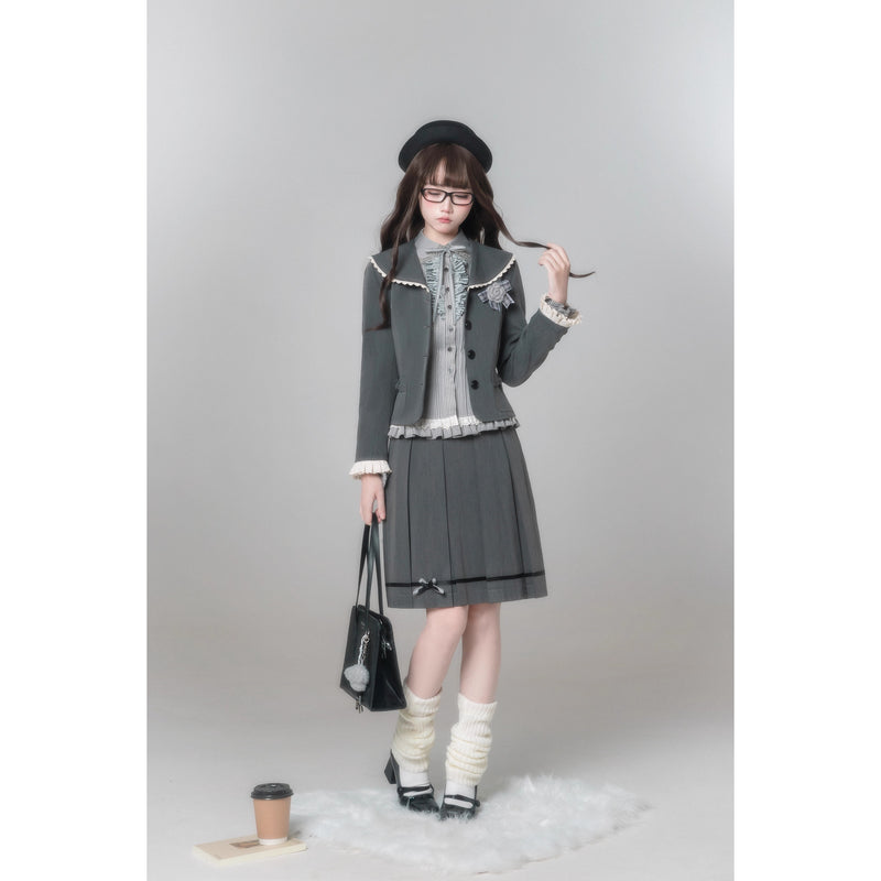 文学令嬢のジャケットとブラウスとプリーツスカート