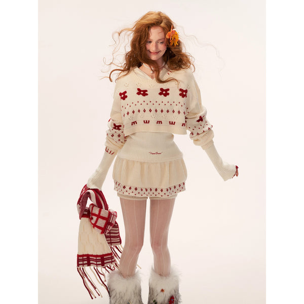 Star and Floral Knit Sweater and Shorts