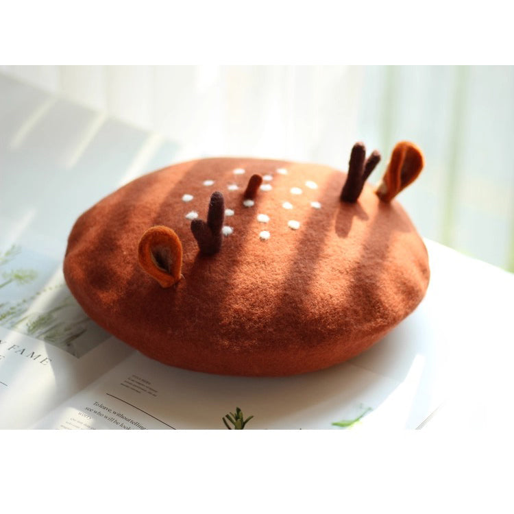 子鹿のベレー帽