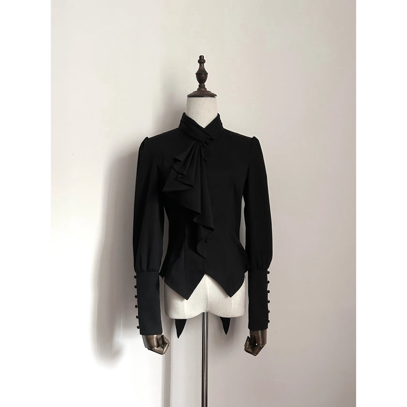 王侯貴族のゴシックブラウス[2026年3月上旬-4月上旬発送予定]