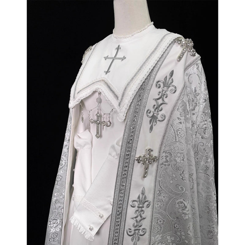 月夜の修道女の刺繍ロングマント - White Silver[2025年12月上旬-2026年1月上旬発送予定]