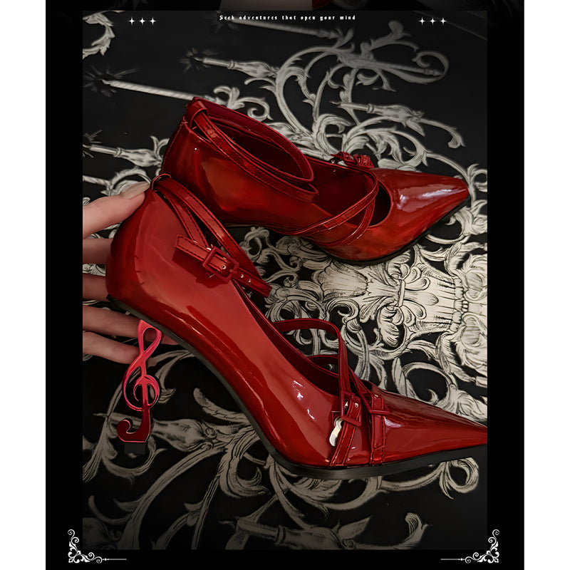 ト音記号のポインテッドトゥヒールパンプス - Red[2025年9月上旬-9月下旬発送予定]