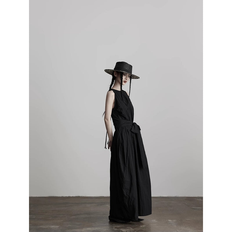 Black Back Open Sleeveless Dress
