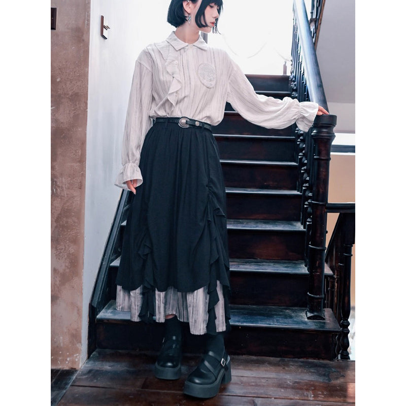 黒墨の陰影ドッキングスカート