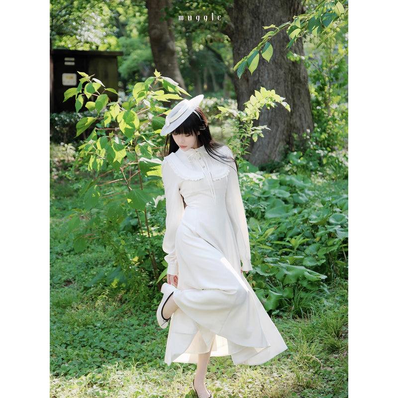 貴族のお嬢様のクラシカルワンピース