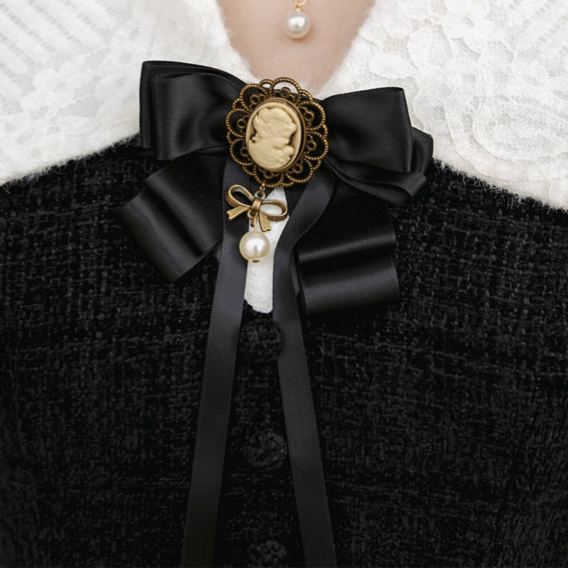 華麗なるお嬢様のヴィクトリアンブラウス