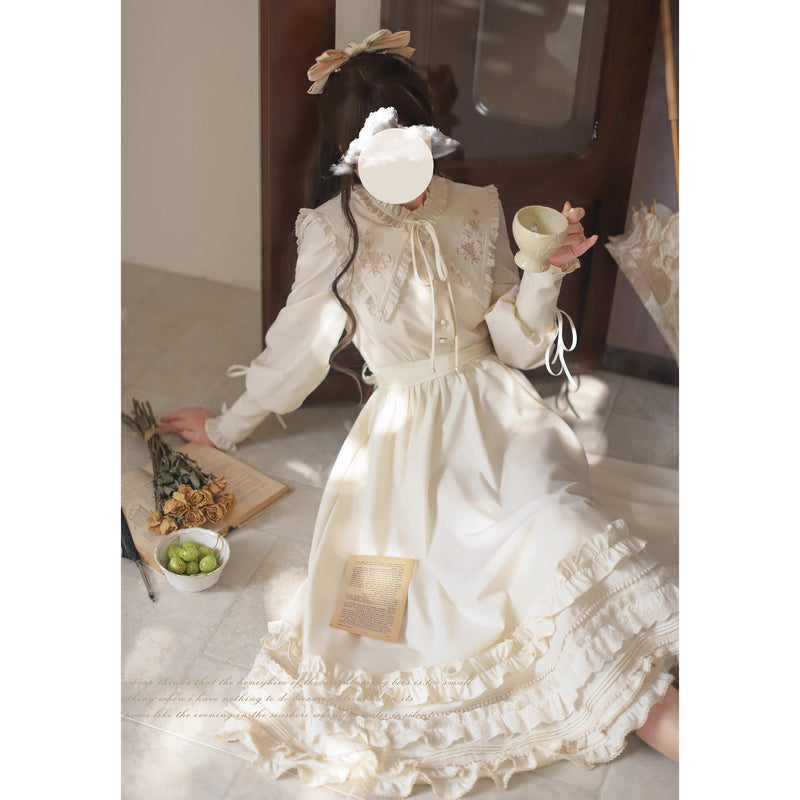 奏鳴曲を奏でる刺繍クラシカルワンピース