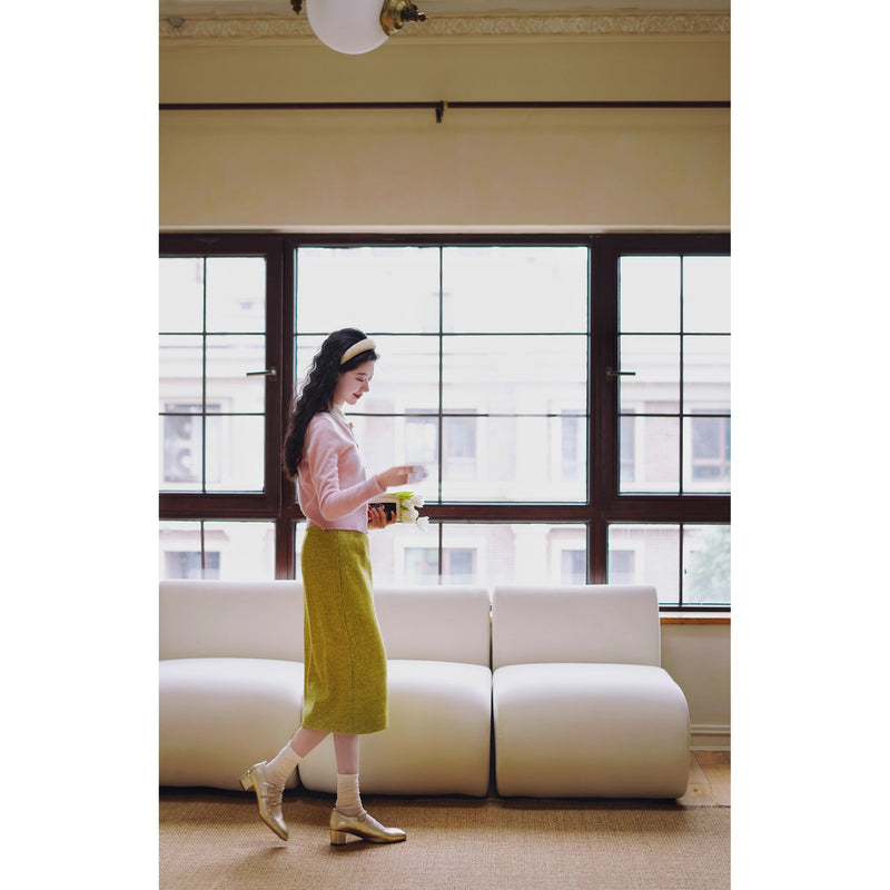 黄緑の若葉色ウールハーフスカート