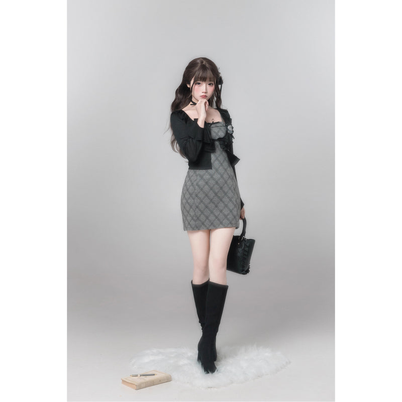 巴里のお嬢様のストラップワンピースとカーディガン