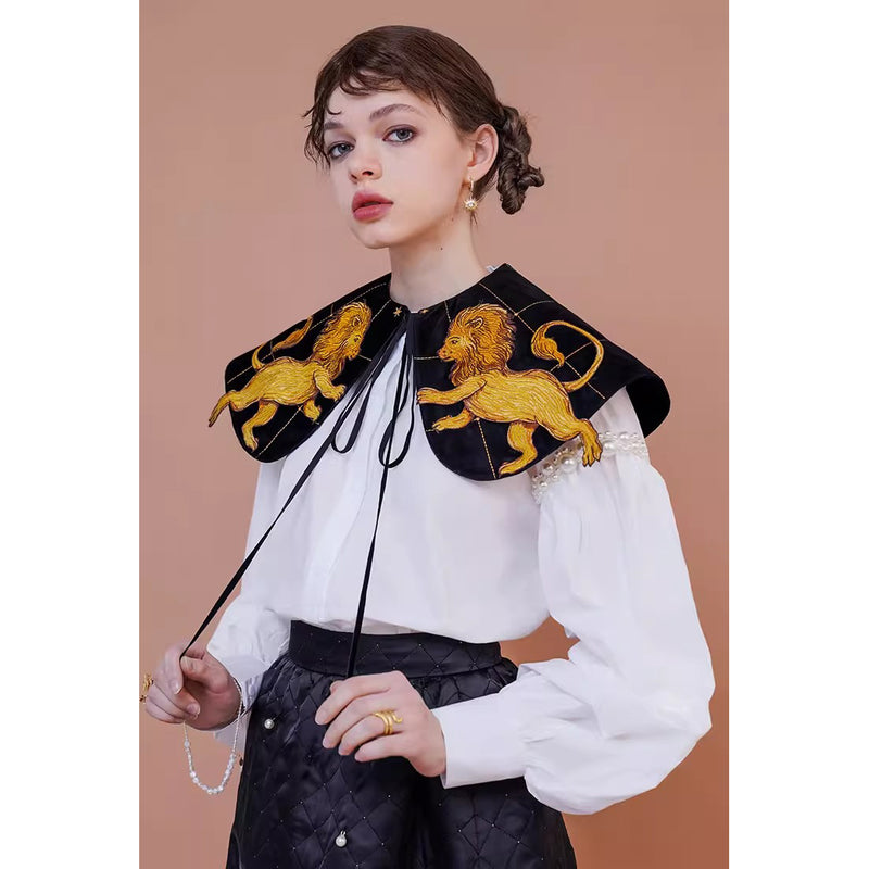 獅子の刺繍付け襟