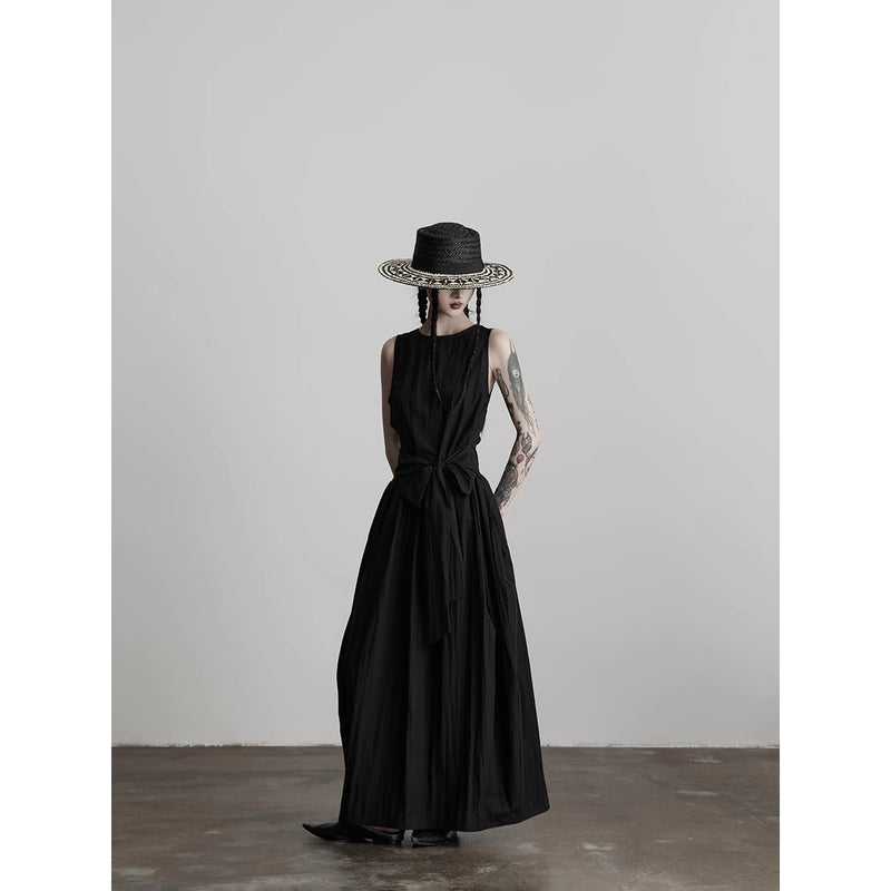 Black Back Open Sleeveless Dress