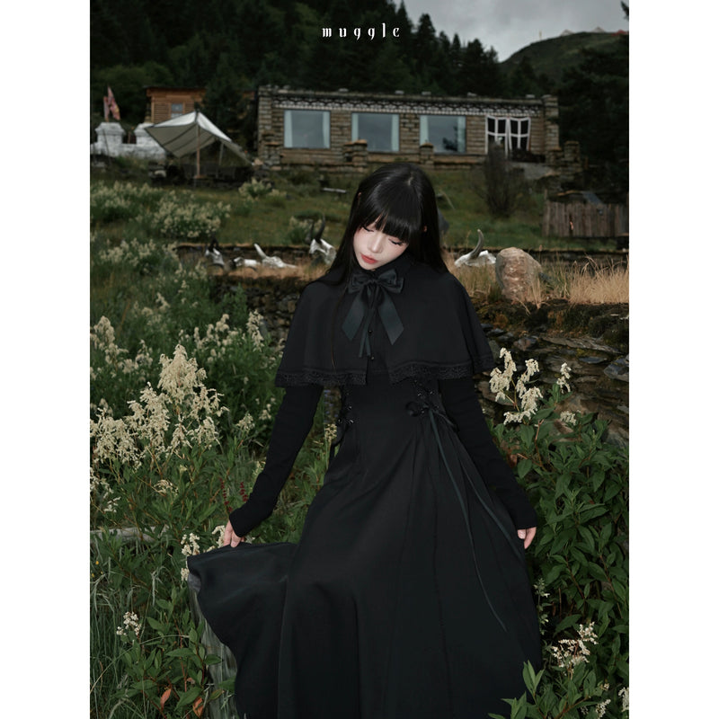 黒のお嬢様のケープロングワンピース