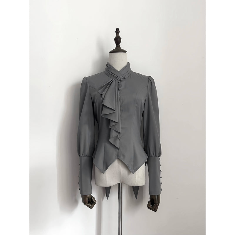 王侯貴族のゴシックブラウス[2026年3月上旬-4月上旬発送予定]