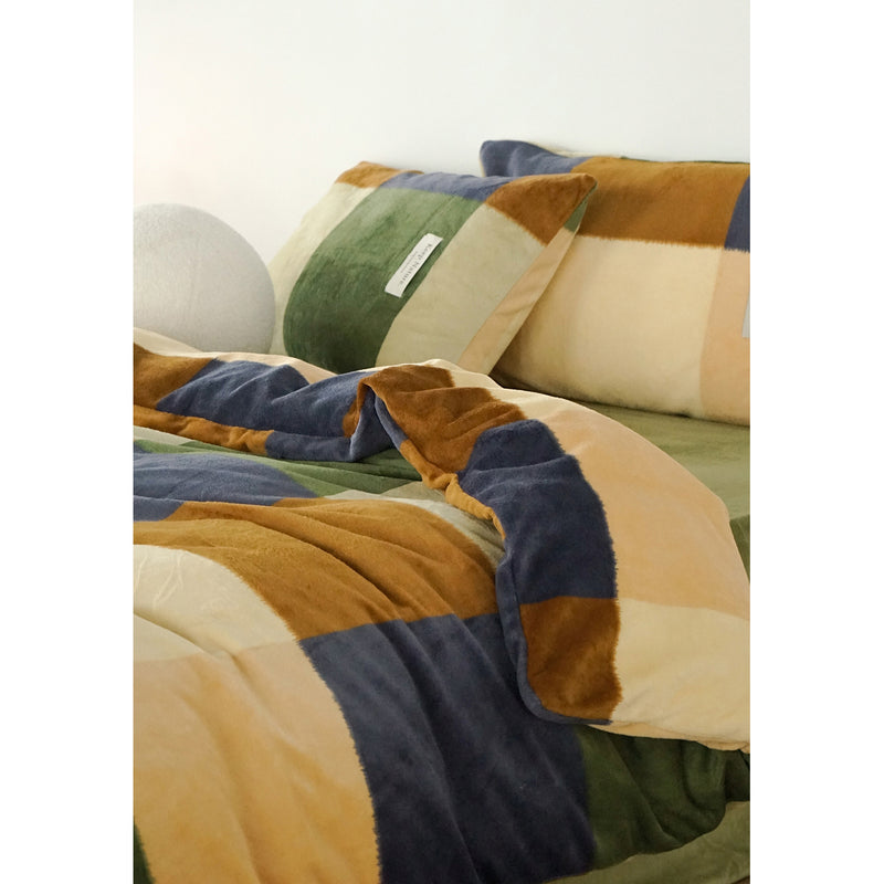 Scandinavian Retro Checkered Bed Cover Set