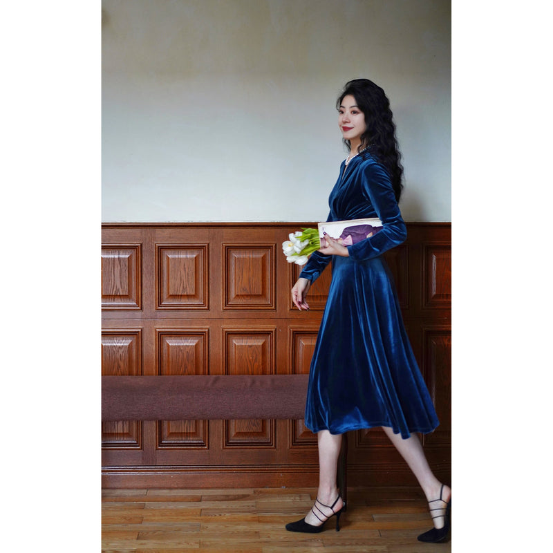 紺藍色の貴婦人ベルベットワンピース