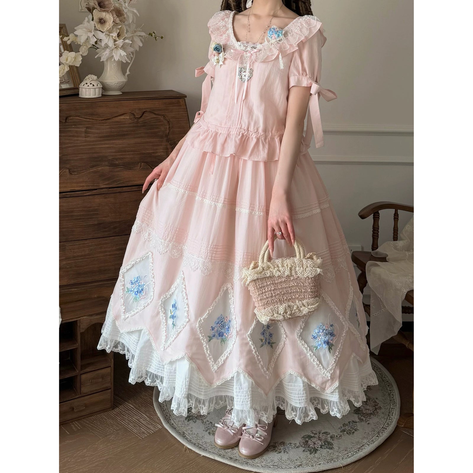 紫陽花の花の刺繍スカートとブラウス - Sakura Pink – ManusMachina