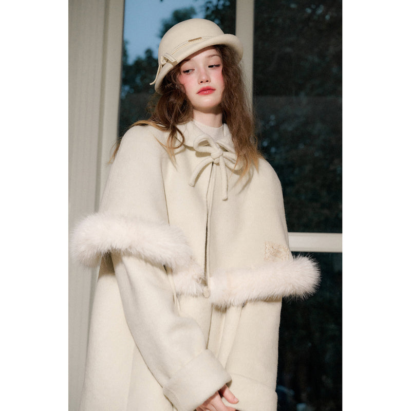 Elegant Queen's Cape Wool Coat