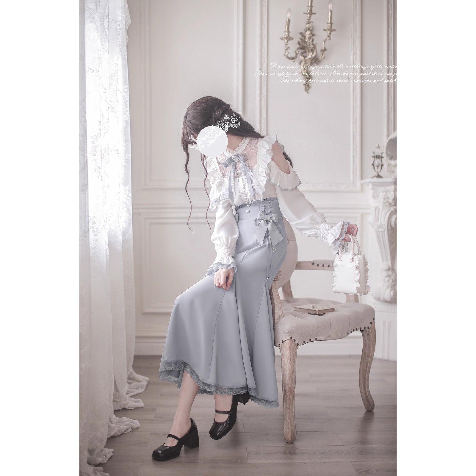 水色の令嬢のフリルトップスとコルセットスカート – ManusMachina
