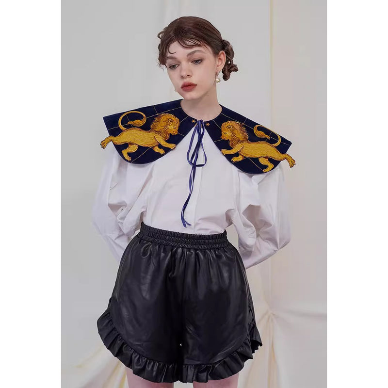 獅子の刺繍付け襟