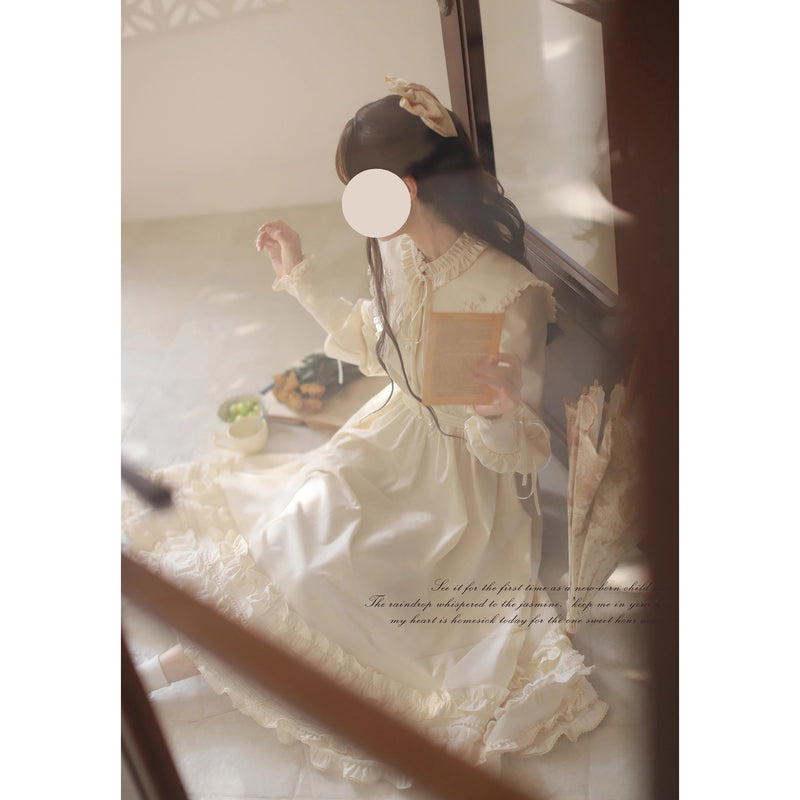 奏鳴曲を奏でる刺繍クラシカルワンピース