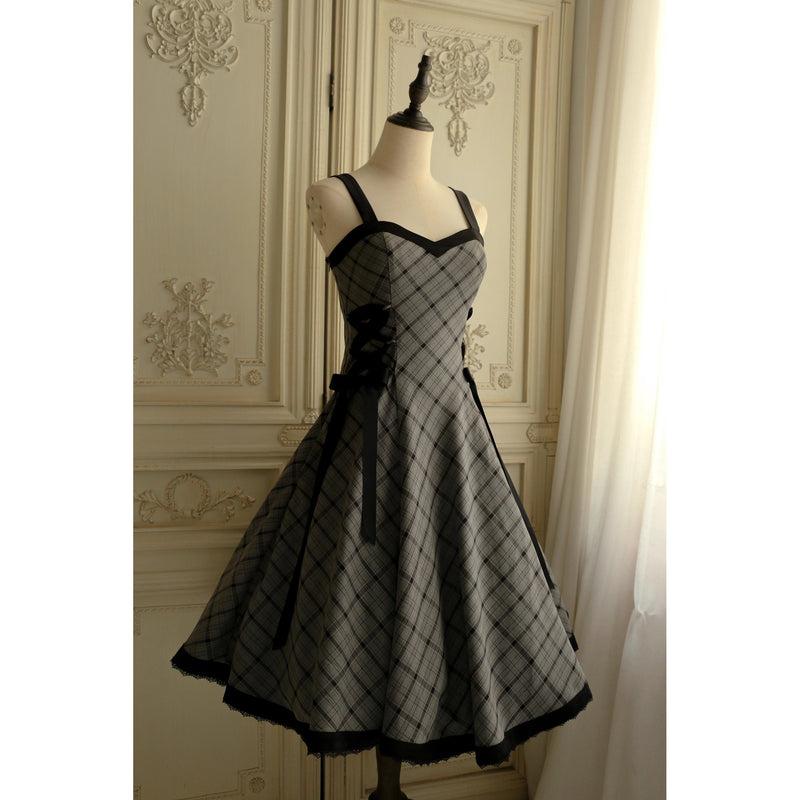 薄墨の格子柄ジャンパースカート[2026年3月下旬-4月下旬発送予定]