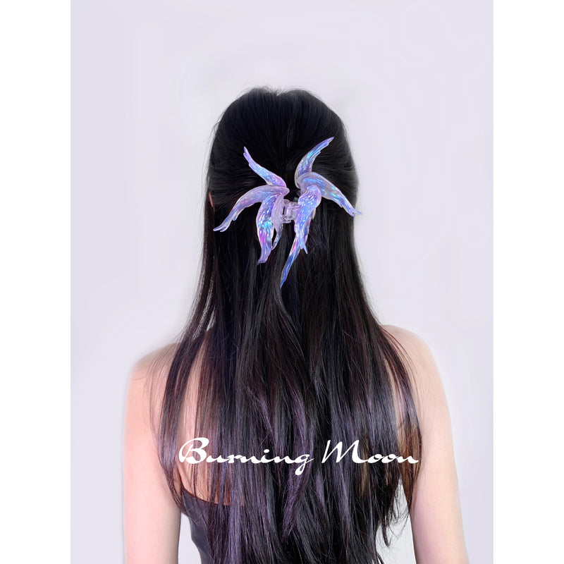 天使の翼のヘアクリップ