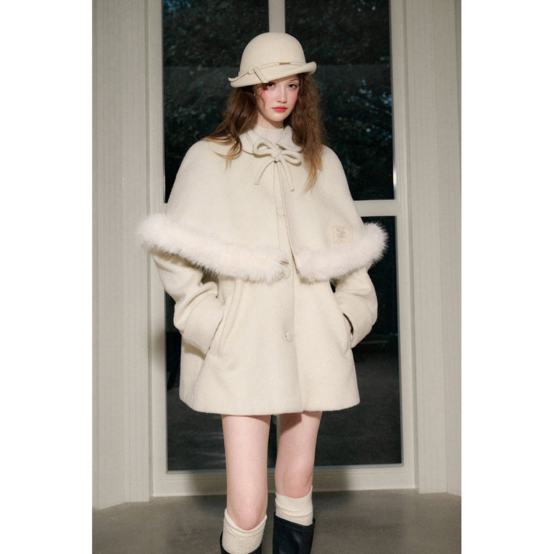 Elegant Queen's Cape Wool Coat