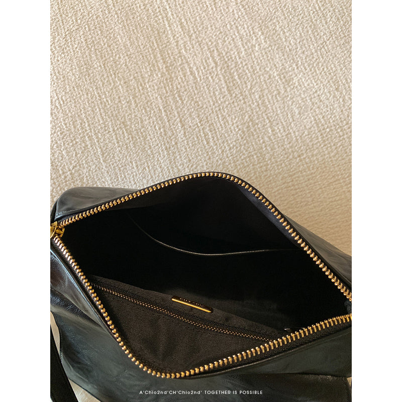 Black Classic Square Shoulder Bag