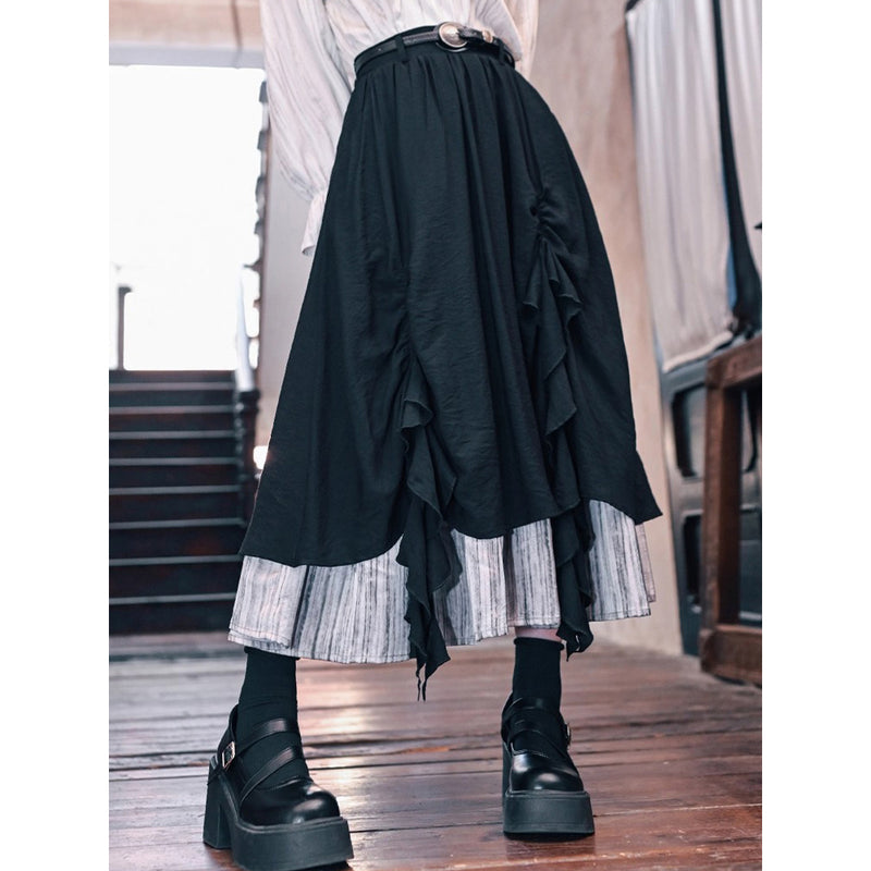 黒墨の陰影ドッキングスカート