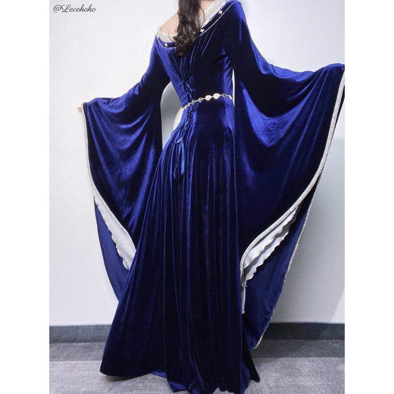 紺青の王妃の刺繍エレガントワンピース[2026年1月上旬-2月上旬発送予定]