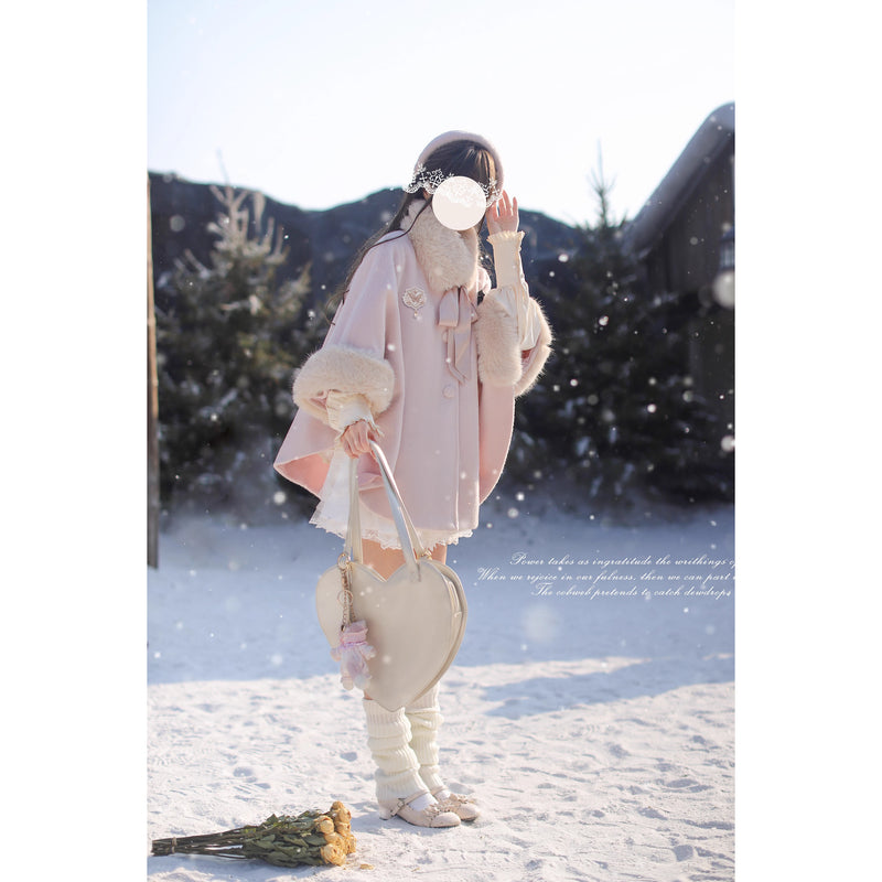 桜色のお嬢様のウールケープコート