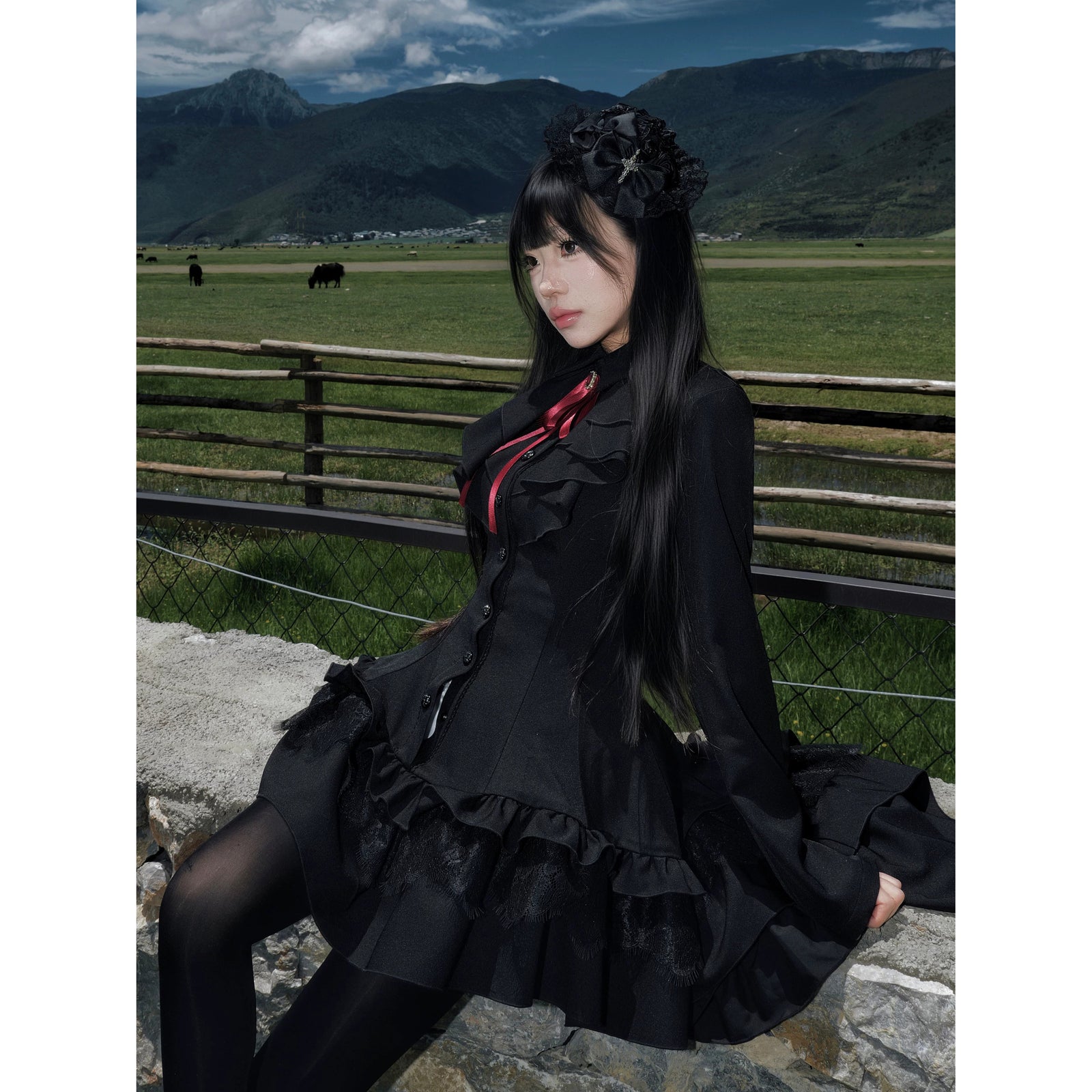 黒うさぎのゴシックワンピースA 黒薔薇のお嬢様のゴシックワンピース – ManusMachina