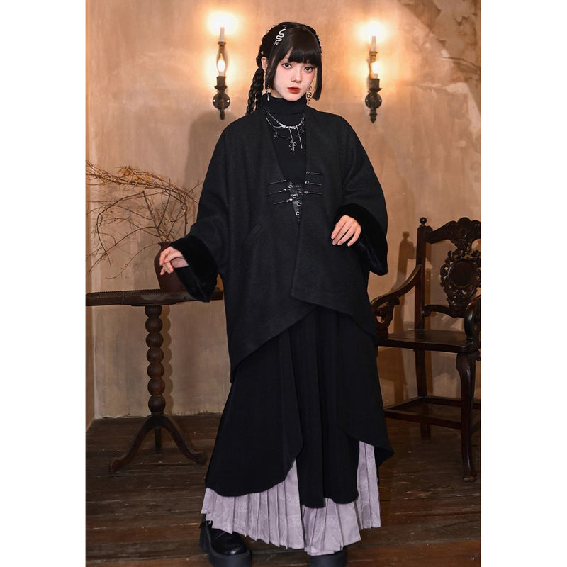 漆黒の令嬢のチャイナウールケープコート